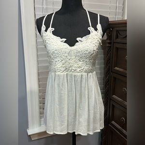 Blakeley white lace tank